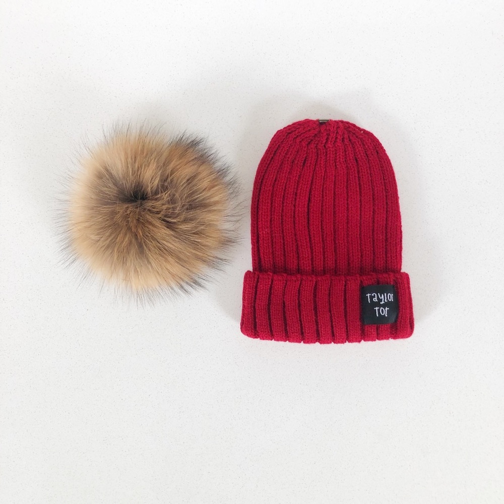 NWT Fur Pom Pom Beanie - Picture 5 of 9